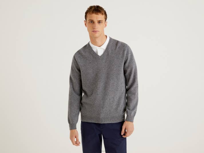 Heren Benetton donkergrijze trui met v-hals van zuivere merinowol donkergrijs 4R621180