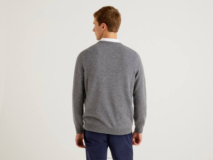 Heren Benetton donkergrijze trui met v-hals van zuivere merinowol donkergrijs 4R626044