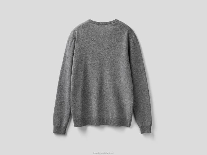 Heren Benetton donkergrijze trui met v-hals van zuivere merinowol donkergrijs 4R626044