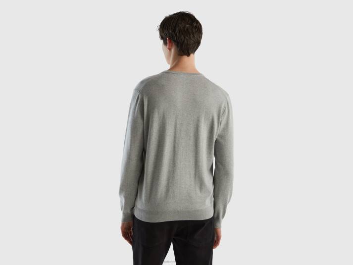 Heren Benetton trui met v-hals van zuiver katoen lichtgrijs 4R624418