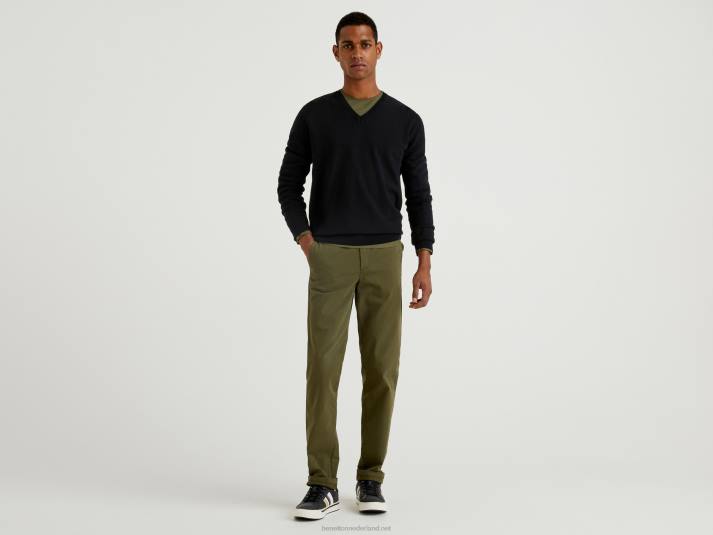 Heren Benetton zwarte trui met v-hals van zuivere merinowol zwart 4R626038