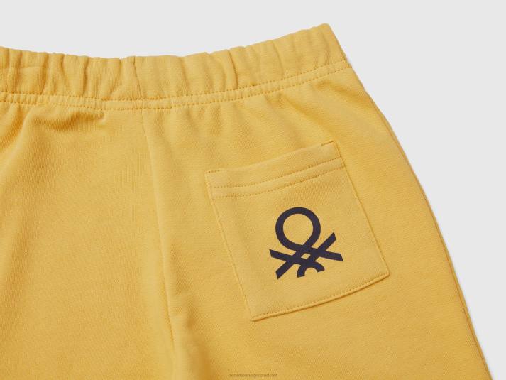 kinderen Benetton bermuda's van 100% biologisch katoenen sweatstof geel 4R622318