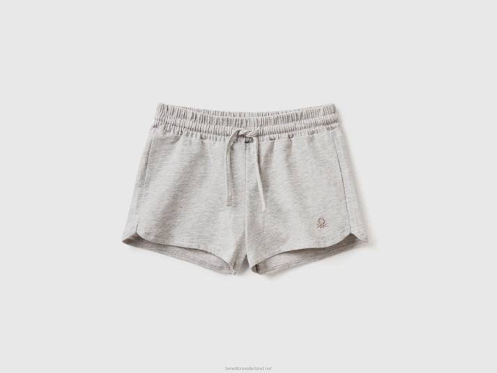 kinderen Benetton short met trekkoord van biologisch katoen lichtgrijs 4R623013