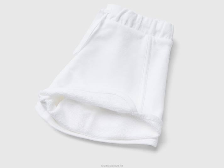 kinderen Benetton sweatshort van 100% biologisch katoen wit 4R622997