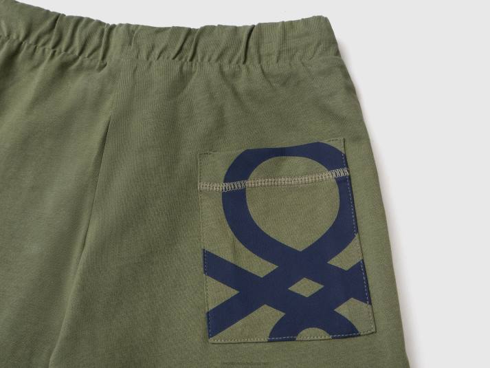 kinderen Benetton Bermuda's van 100% katoen militair groen 4R621990