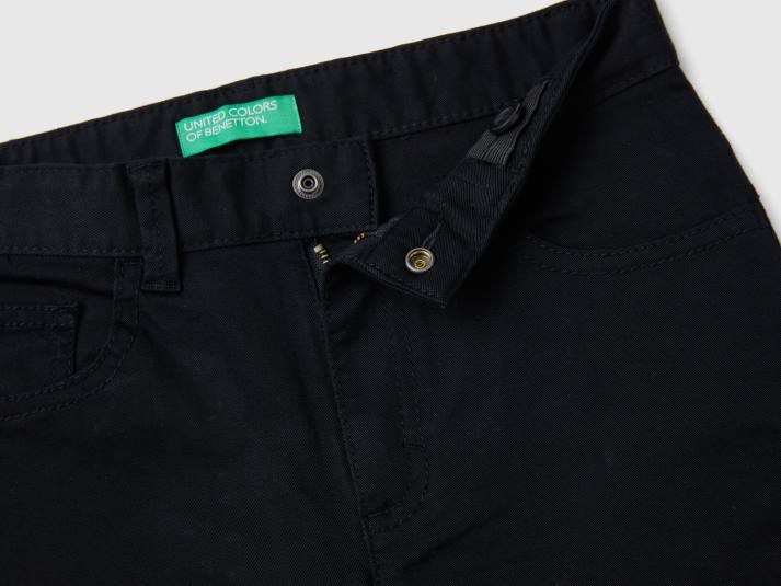 kinderen Benetton slimfit broek met vijf zakken zwart 4R624924