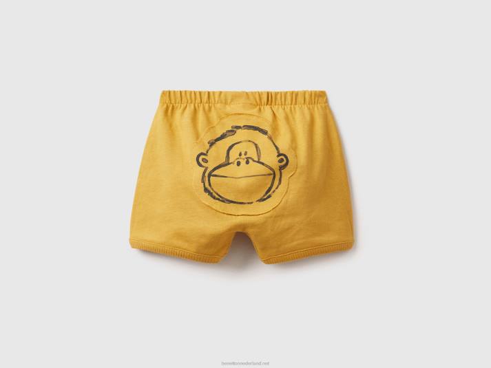 kinderen Benetton korte broek met patch op de rug mosterd 4R625937