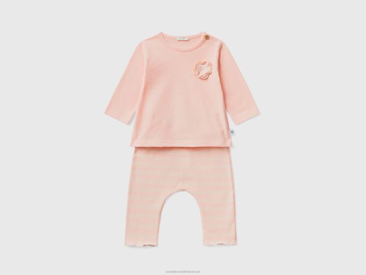 kinderen Benetton t-shirt en broek outfit roze 4R623079