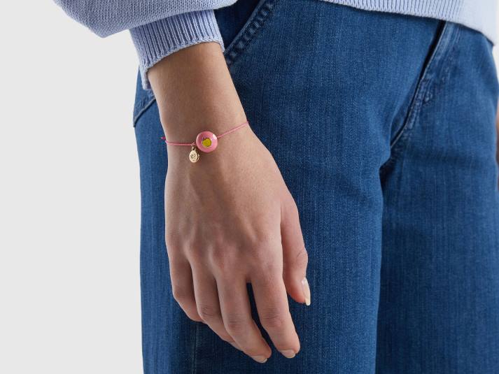 vrouwen Benetton roze armband met appel hanger roze 4R62714