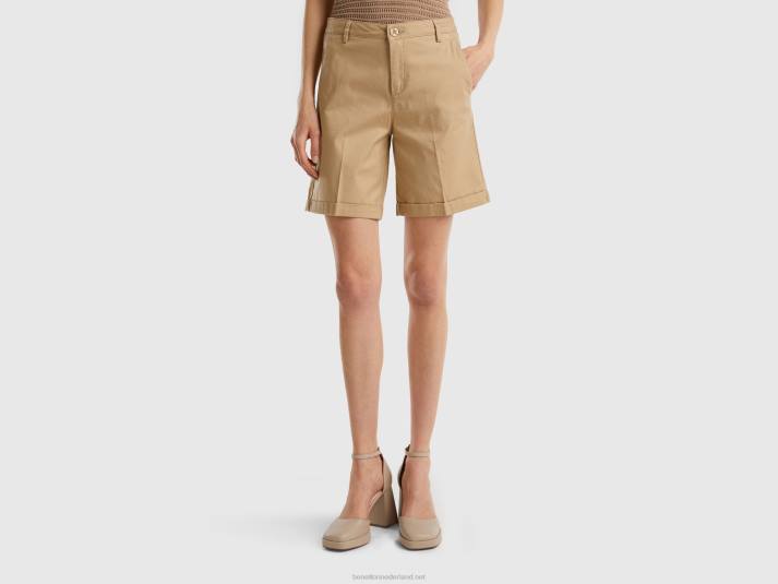 vrouwen Benetton bermuda's van stretchkatoen beige 4R624087