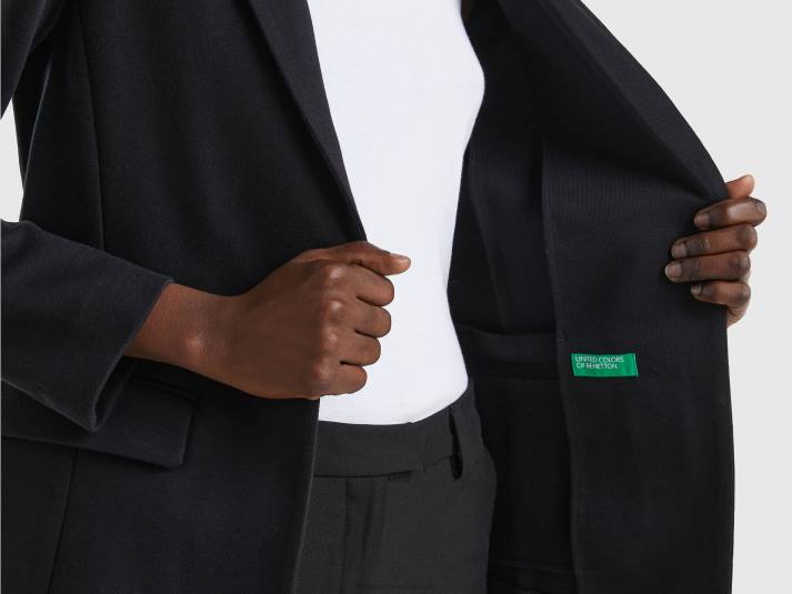 vrouwen Benetton getailleerde blazer met zakken zwart 4R62275