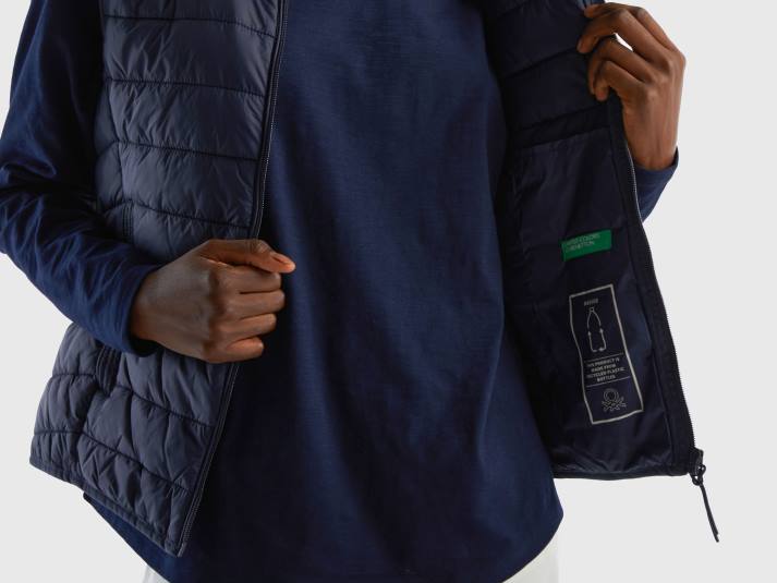vrouwen Benetton mouwloos pufferjack met gerecyclede watten donkerblauw 4R623754