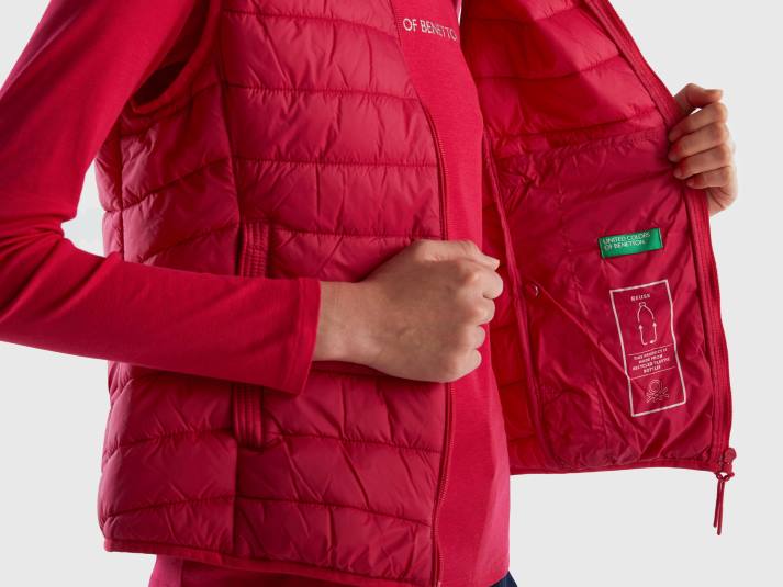 vrouwen Benetton mouwloos pufferjack met gerecyclede watten fuchsia 4R623753