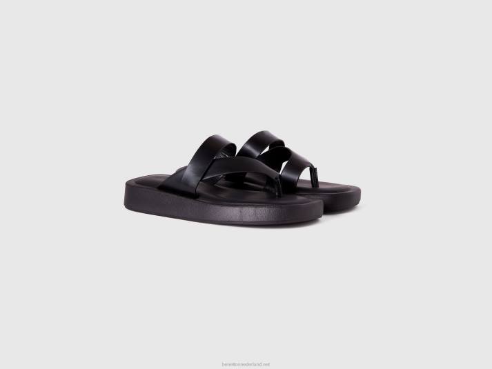 vrouwen Benetton slippers met gekruiste banden zwart 4R62800