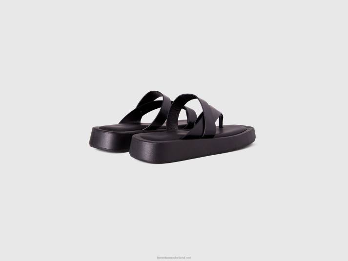 vrouwen Benetton slippers met gekruiste banden zwart 4R62800