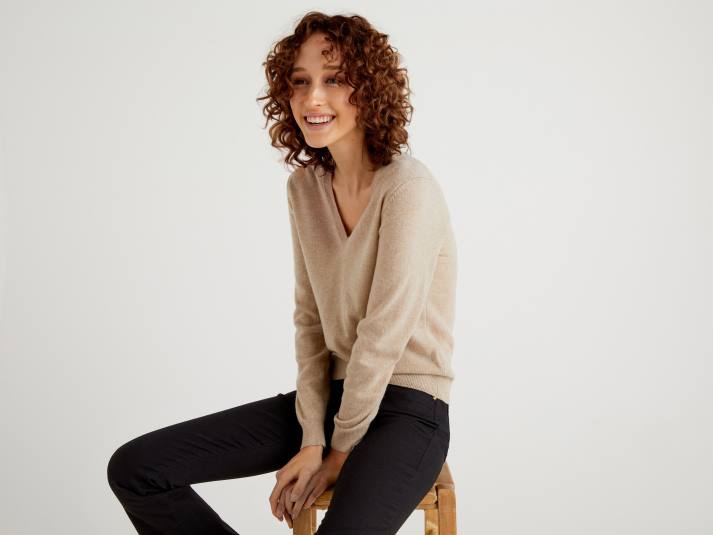 vrouwen Benetton beige trui met v-hals van zuivere merinowol beige 4R623621