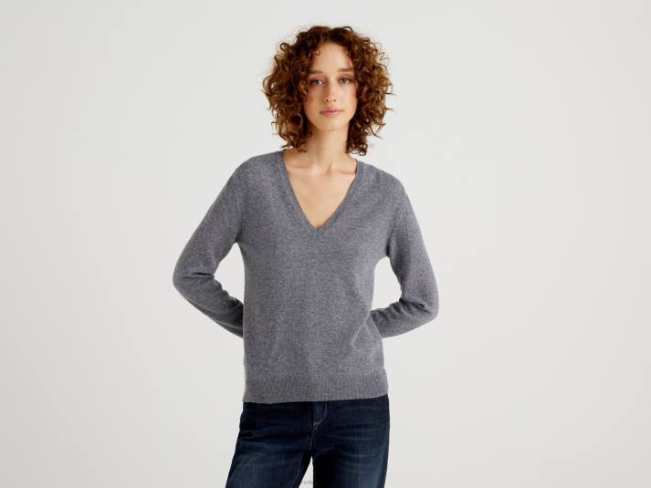 vrouwen Benetton grijze trui met v-hals van zuivere merinowol grijs 4R62221