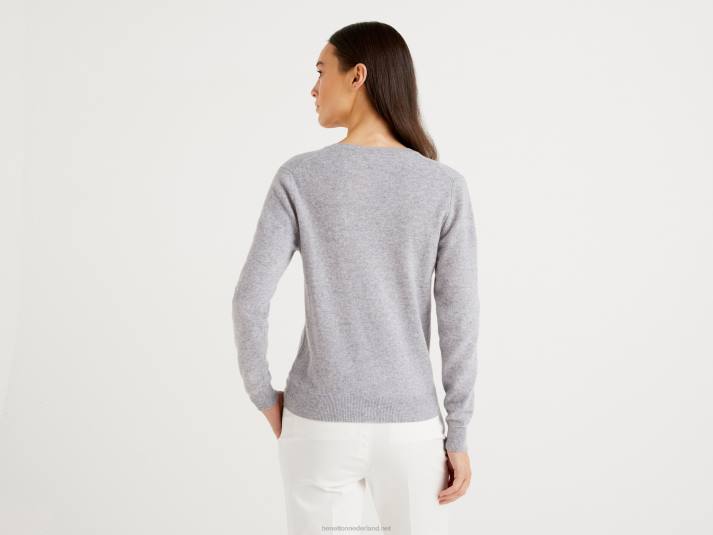 vrouwen Benetton lichtgrijze trui met v-hals van zuivere merinowol lichtgrijs 4R623631