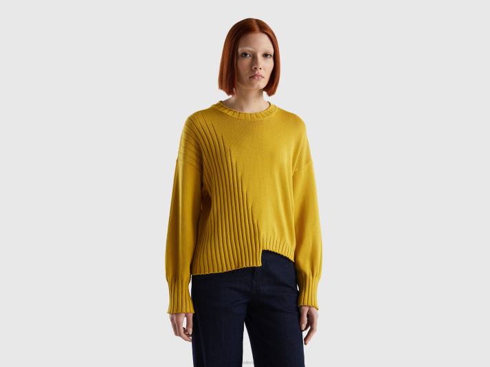 vrouwen Benetton trui met ongelijke onderkant mosterd 4R62100